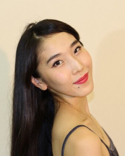 西成 雅衣